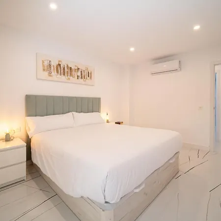 Becky Deluxe 3bd By Hh *