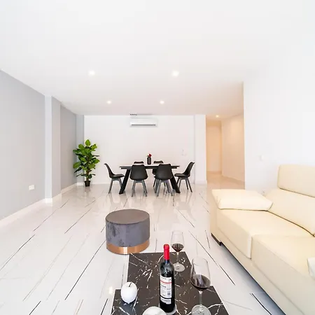 Becky Deluxe 3bd By Hh Apartment Arrecife (Lanzarote)