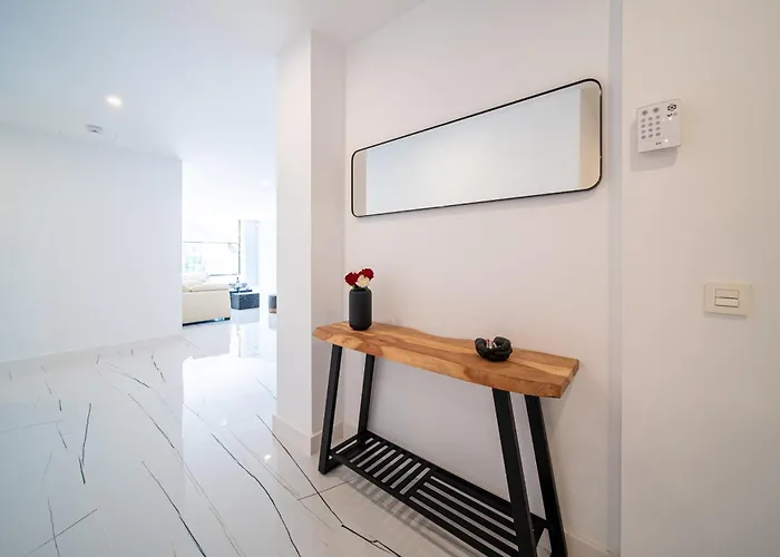 Apartamento Becky Deluxe 3bd By Hh *