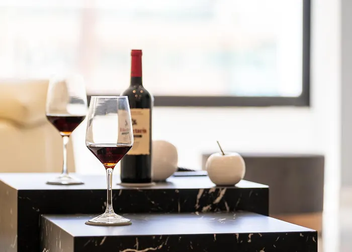 Becky Deluxe 3bd By Hh *