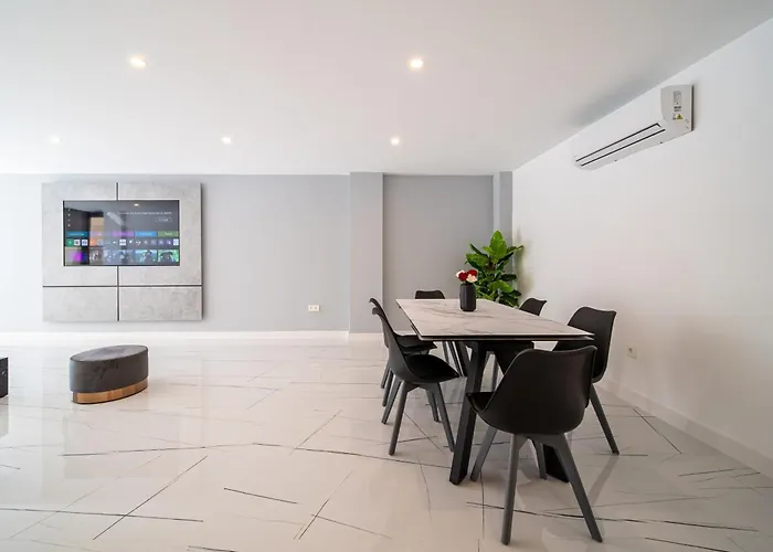 Becky Deluxe 3bd By Hh Appartement *