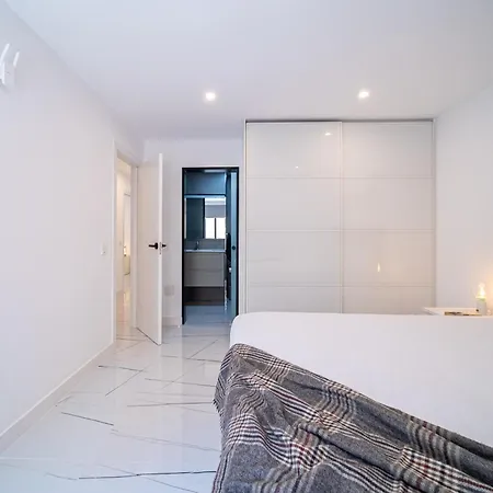 Becky Deluxe 3bd By Hh Apartment Arrecife (Lanzarote)