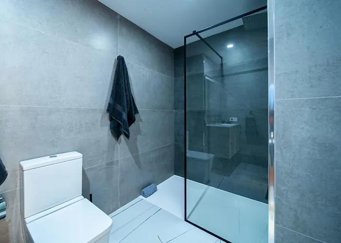 Becky Deluxe 3bd By Hh *